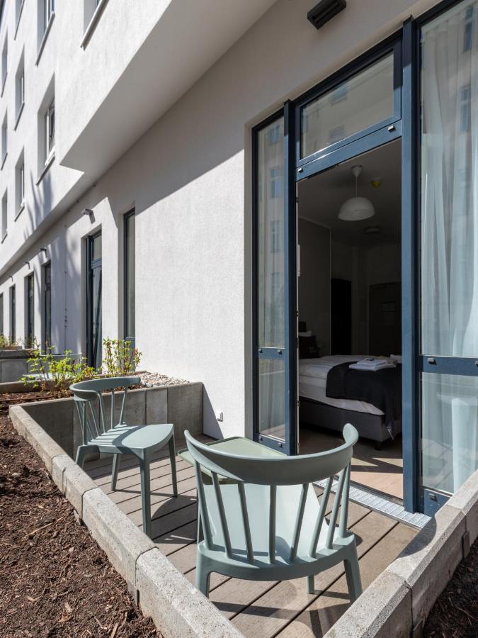 Suite Terrace,1292569879:JPEG